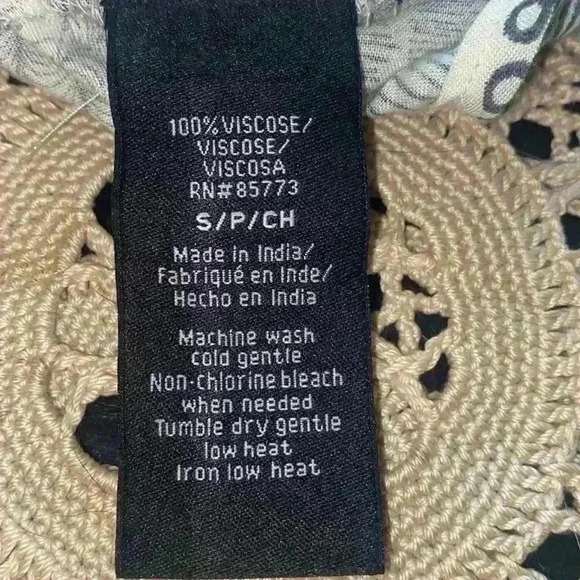 O’Neill printed tank - Picture 8 of 8